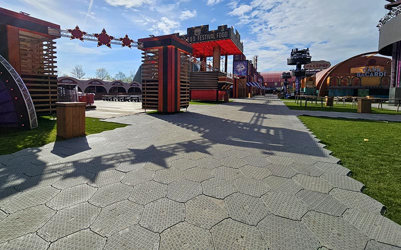 Paaspop 2025 hexafloor paden